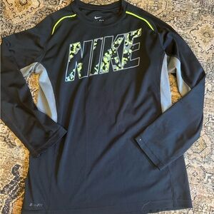 Boys Nike Dri Fit Long Sleeved Shirt Medium